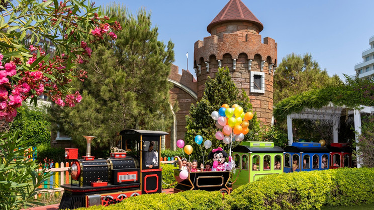 Miracle Resort Hotel